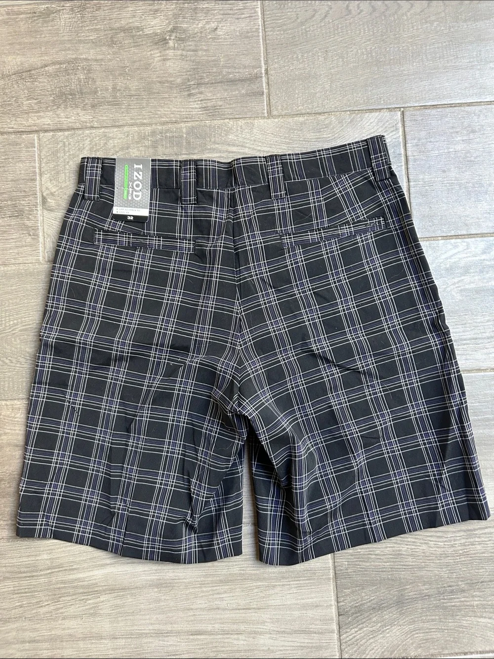 Izod Black Plaid Flat-Front Men's Shorts